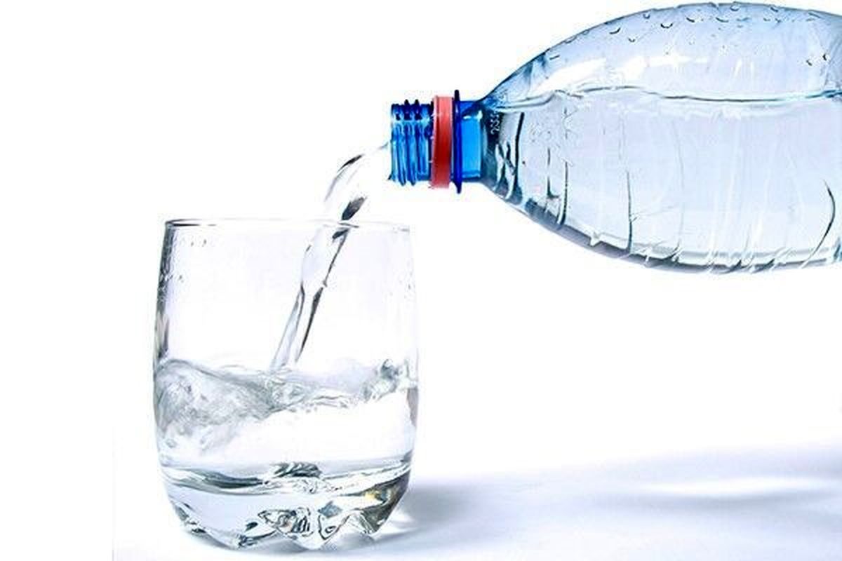 بهبودیافتگان کرونا کم آبی بدن را با نوشیدن آب جبران کنند