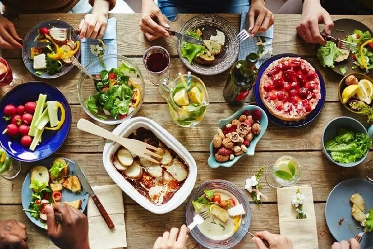 این مواد غذایی را ناشتا نخورید