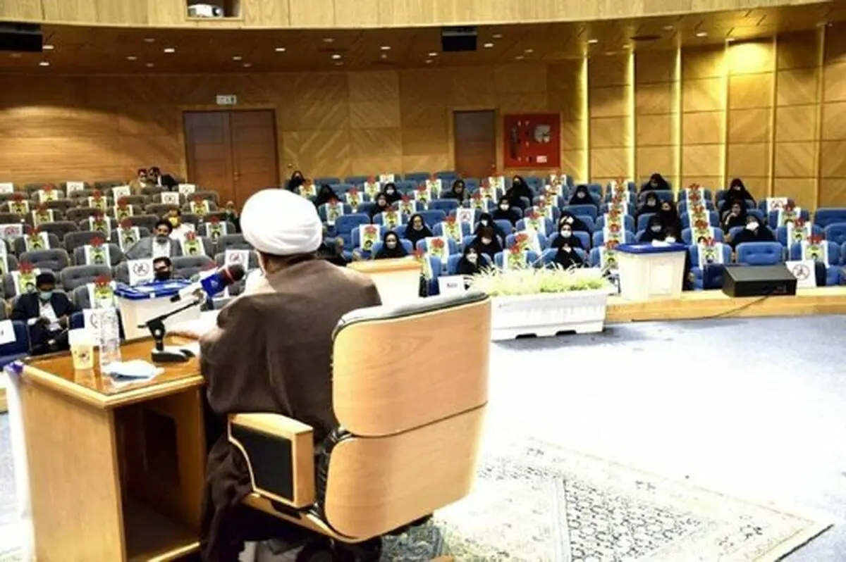 مشاور وزیر اطلاعات: ایران پرتهدیدترین نقطه دنیا و در عین حال یکی از امن ترین کشورهاست