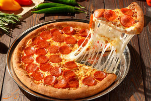 با این ۱۳ ترفند پیتزا بخورید اما چاق نشوید!