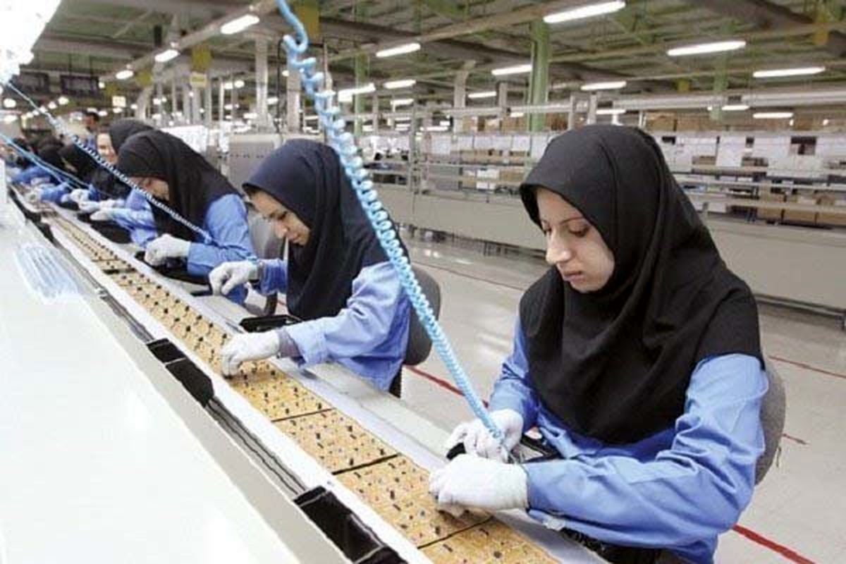 نگاه کاندیداها به مطالبات زنان، سطحی است / هیچ نامزدی، برنامهای برای رفع مشکلات زنان ندارد