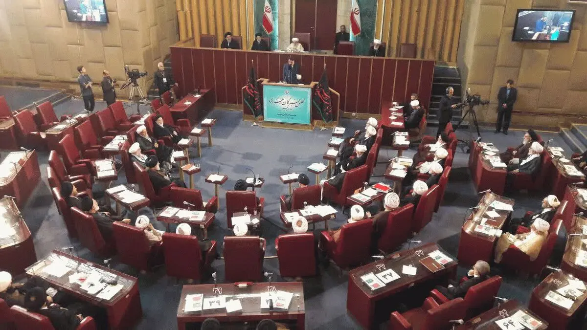 انتقاد روزنامه جمهوری اسلامی از اظهارات یک عضو مجلس خبرگان/ این فقه، فقه داعش است