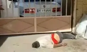 ماجرای رها شدن یک جسد مقابل بیمارستان شوش/ ویدئو