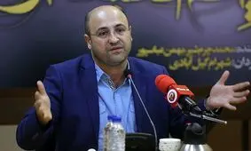 گیل آبادی کارگردان نمایش «یک دقیقه و سیزده ثانیه»: ورود دختران فراری و جداافتاده به تئاتر