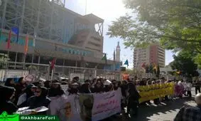 تجمع دانشجویان پرستاری در اعتراض به آموزش غیردانشگاهی پرستار