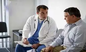 آیا هنگام درد در آلت تناسلی باید سریعا به پزشک مراجعه کنیم؟