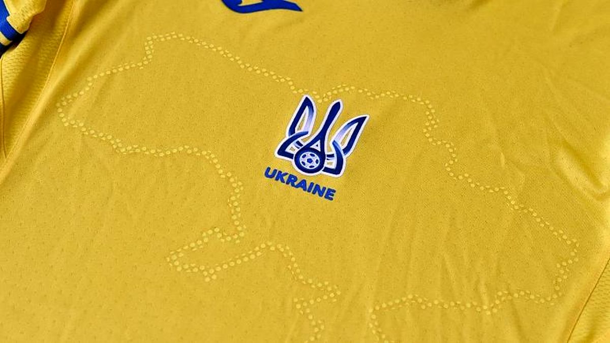 یوفا: تیم ملی فوتبال اوکراین «شعار سیاسی» را از روی پیراهنش حذف کند
