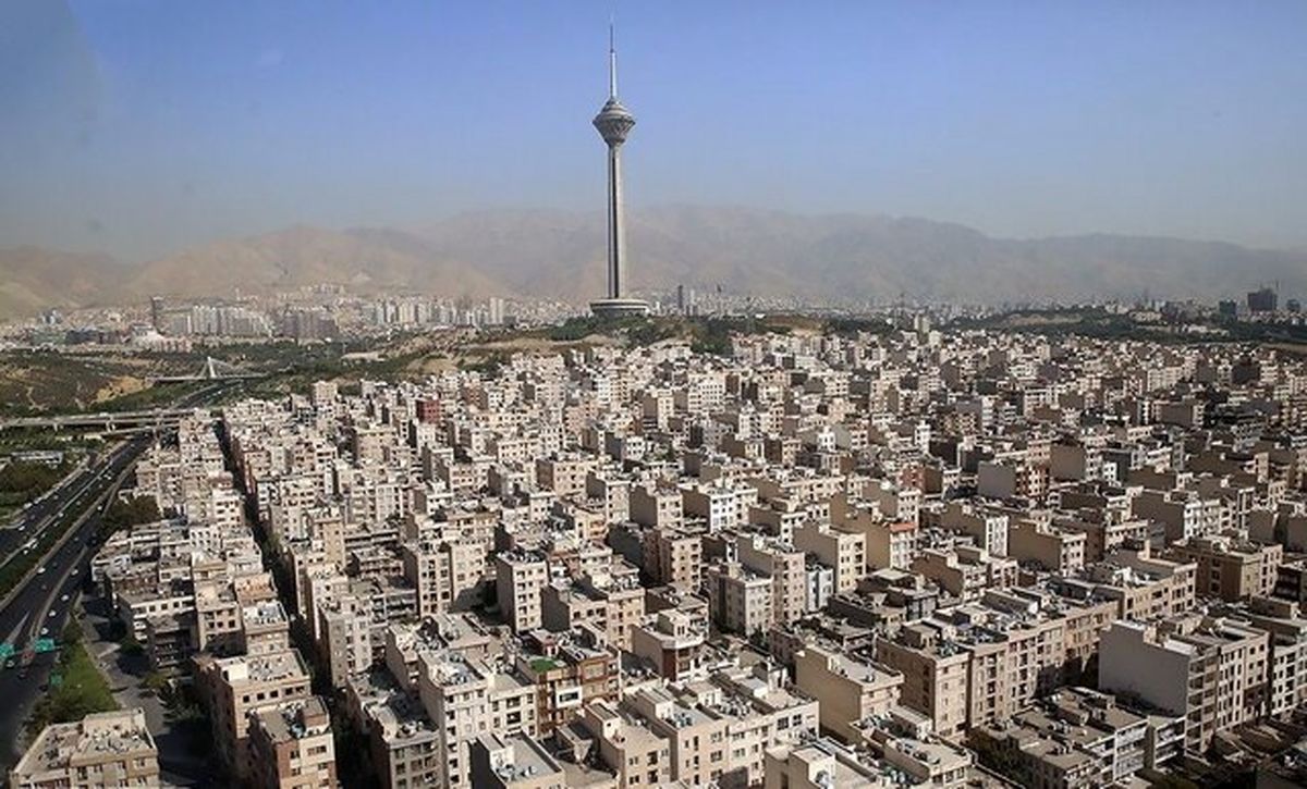 نیم‌نگاه برخی خریداران به بازار مسکن/ آخرین قیمت خانه در تهران/ جدول