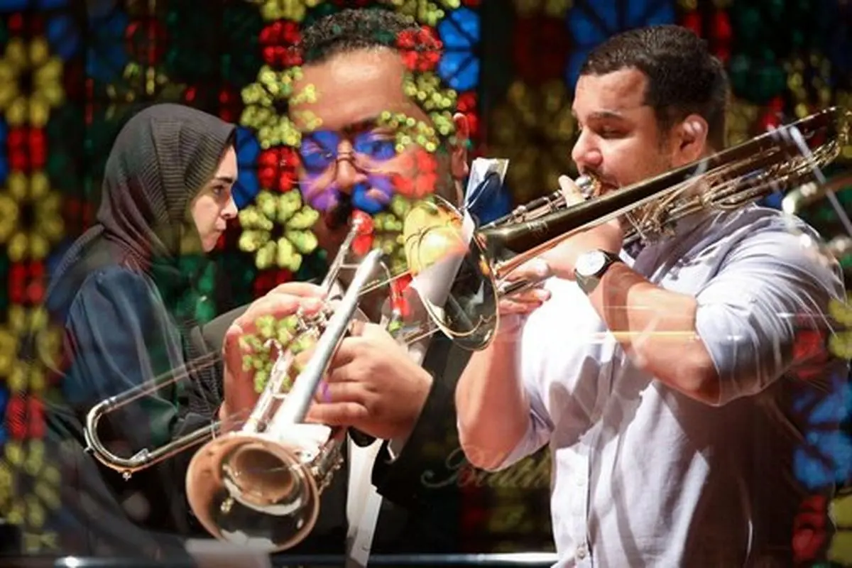 شبی ۳ نوبت کنسرت آنلاین تا ۲۳ خرداد