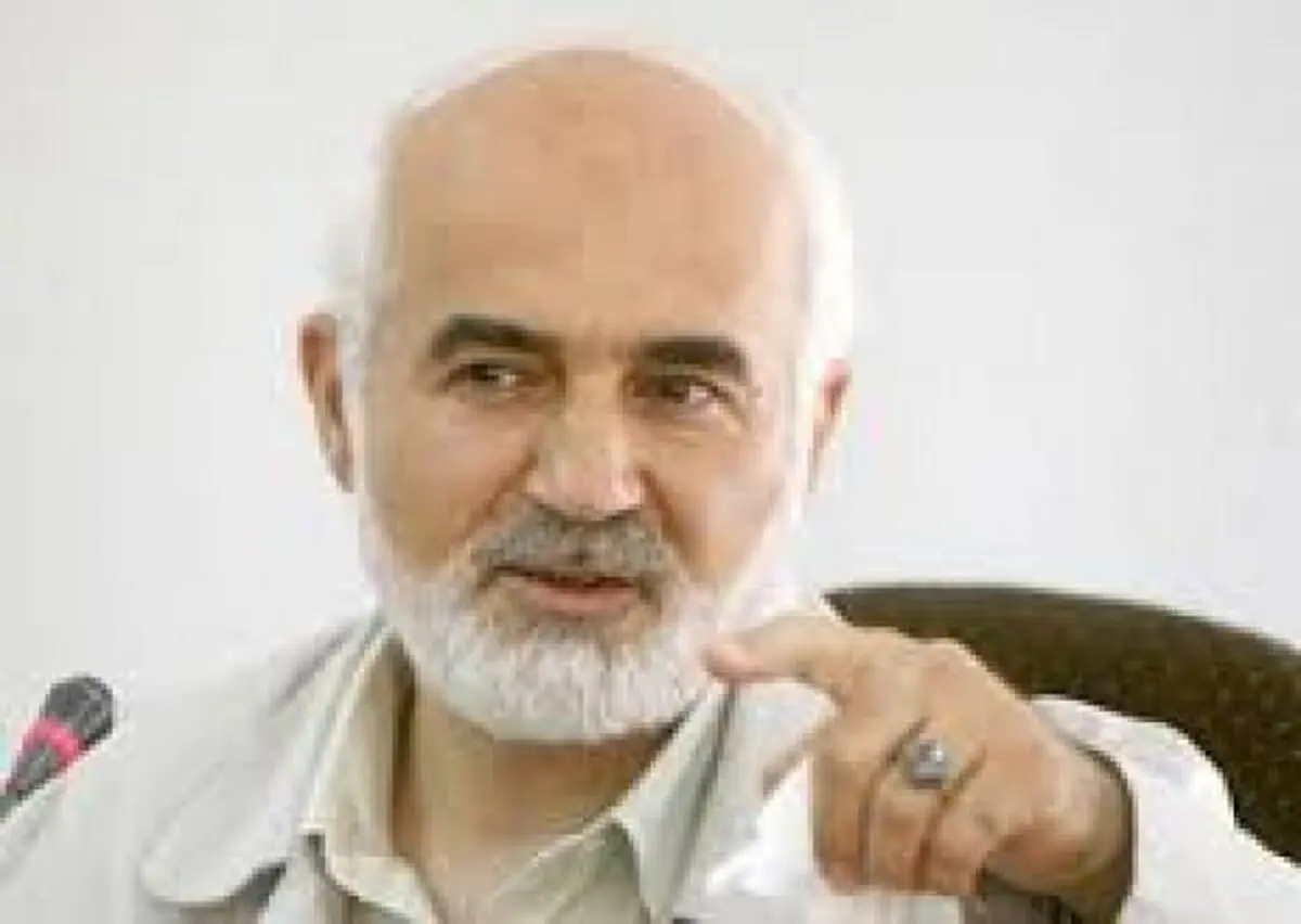 واکنش تند احمد توکلی به سلفی بهارستانی ها با موگرینی
