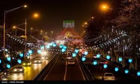 مسجدجامعی: برج آزادی در آستانه ۵۰ سالگی خواهر خوانده برج ایفل می‌شود