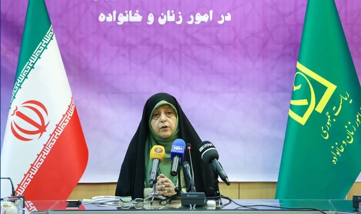 افزایش ۵ برابری مدیران زن در دولت تدبیر و امید
