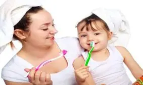 کودکان از کی باید مسواک بزنند؟