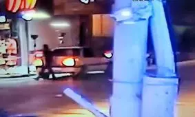 لحظه سرقت پژو 405 در چند ثانیه در آبادان/ ویدئو