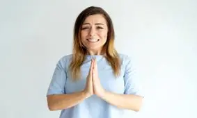 نحوه معذرت‌خواهی تأثیرگذار و درست