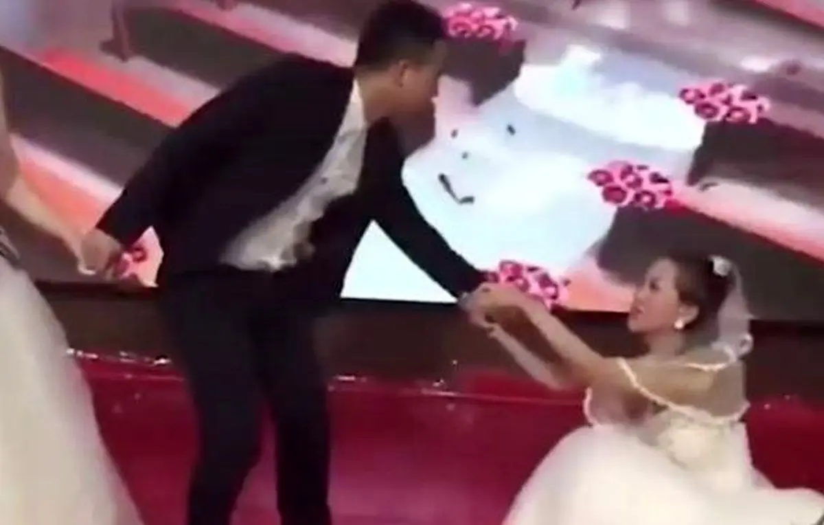 کار عجیب زن جوان در عروسی نامزد سابقش