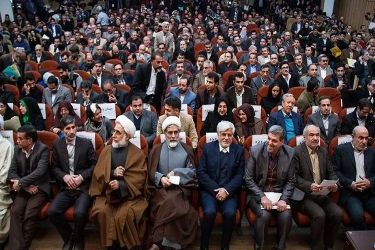 گسست اصلاح‌طلبان در آستانه انتخابات ۱۴۰۰/ میراث خاتمی در خطر از هم‌پاشیدگی/ آیا همتی موج سوم راه می‌اندازد؟