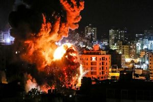 حمله جنگنده‌های رژیم صهیونیستی به غزه/ حماس واکنش نشان داد