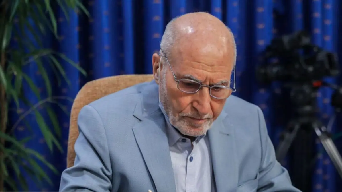 بهزاد نبوی از انصراف مهرعلیزاده تقدیر کرد/ او به همتی رأی می دهد