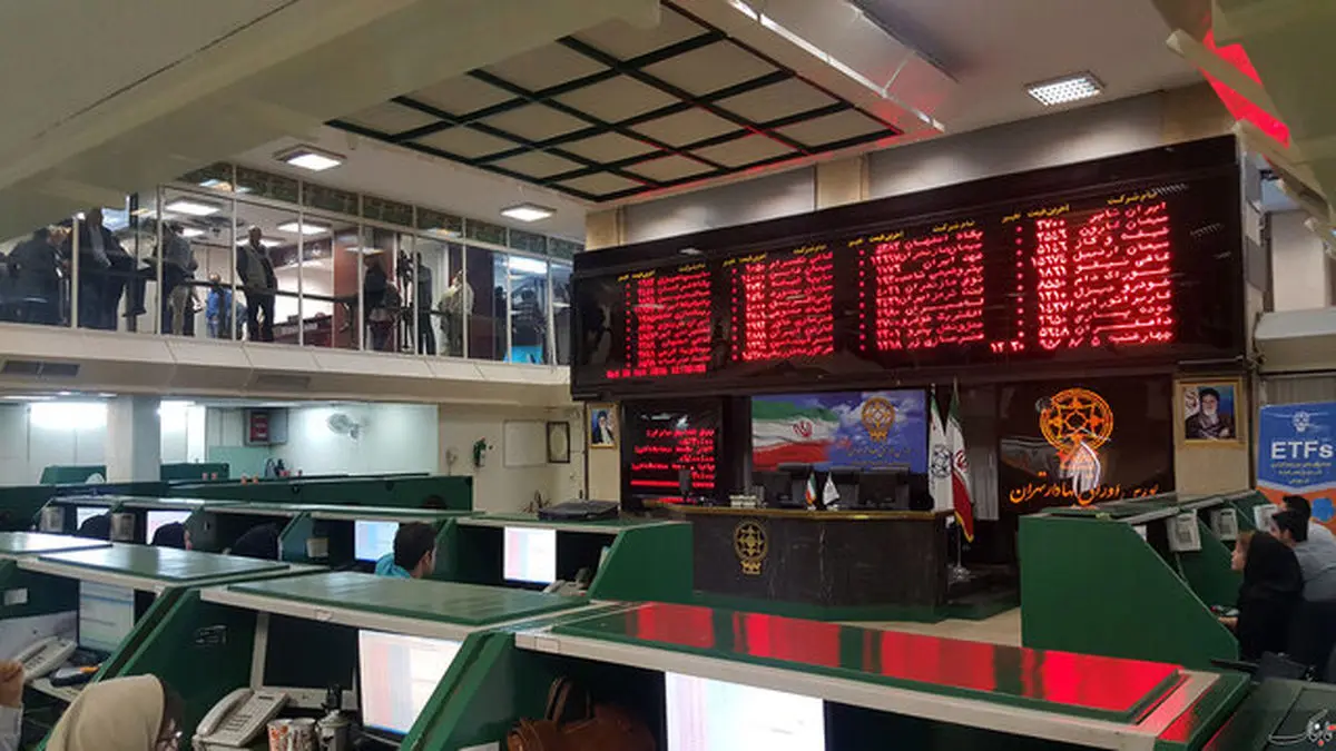 چراغ قرمز بورس قبل از انتخابات سبز نشد