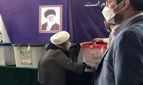 حضور آیت الله احمد جنتی در پای صندوق رای/ ویدئو