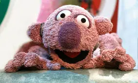 رقص چاقوی جناب‌خان در جشن تولد ۷ سالگی خندوانه / ویدئو