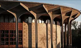 اجرای دو نمایش «مرفی» و «مرگ گرم» تا ۴ تیر تمدید شد