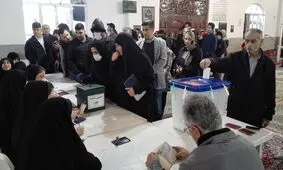 ازدحام جمعیت در شعب اخذ رأی شهرستان آستارا/ تصاویر