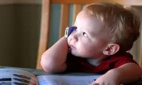 15 آسیب سنگین تلفن همراه برای کودکان