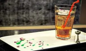 هر روز تابستان با شربت فوق‌العاده خاکشیر