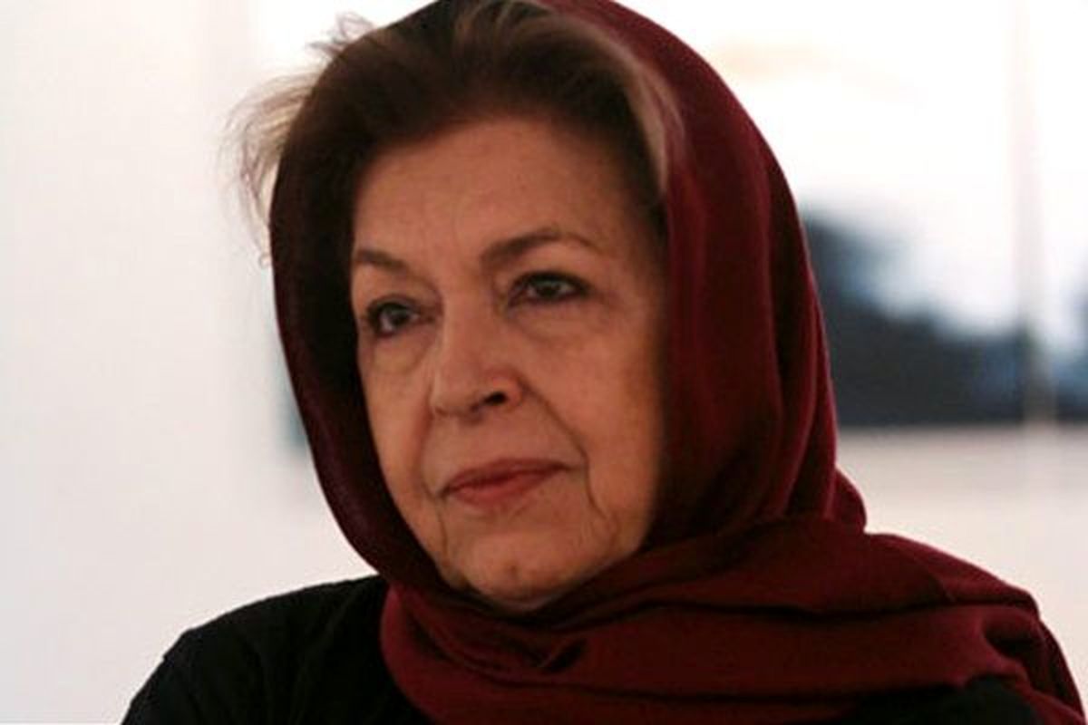 لیلی گلستان: بغضهای نوجوانیام بهخاطرِ پدر بداخلاقم بود