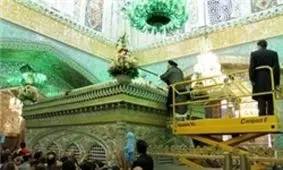 پرچم حرم رضوی تعویض شد