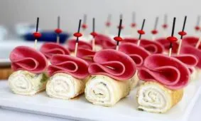 طرز تهیه رول پنیر ژامبون