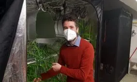 نابودی آفات با کمک یک ربات پیشرفته