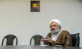 آقا تهرانی: آنچه خطرناک است، منافق داخلی‌ست