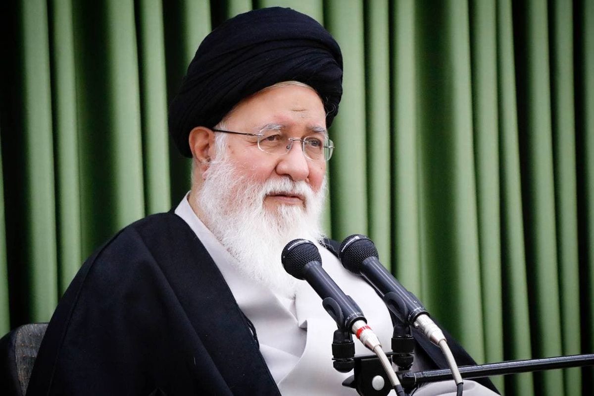 علمالهدی: این حرف که رهبری معصوم نیست، دنبالهاش رویارویی با پیغمبر است/ ویدئو