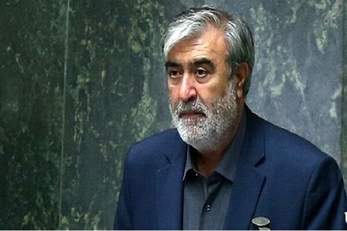 رئیس جمهور به بهانه کرونا از کاخ گلستان بیرون نمیآید