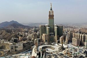 دستور دولت عربستان به مساجد: صدای بلندگو را کم کنید/ فقط اذان و اقامه پخش شود