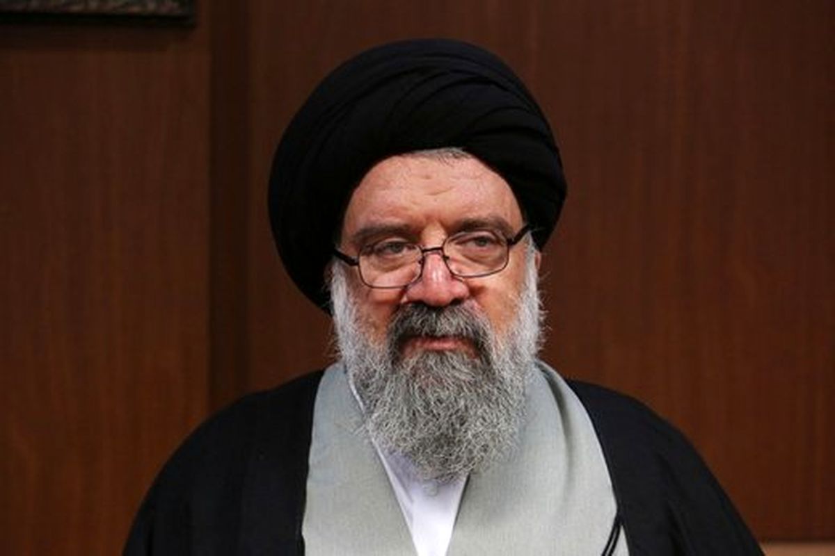 سید احمد خاتمی: مراقب حرف هایتان باشید و تخریب نکنید/ کسانی که صلاحیتشان احراز نشده، نجیبانه رفتار کنند