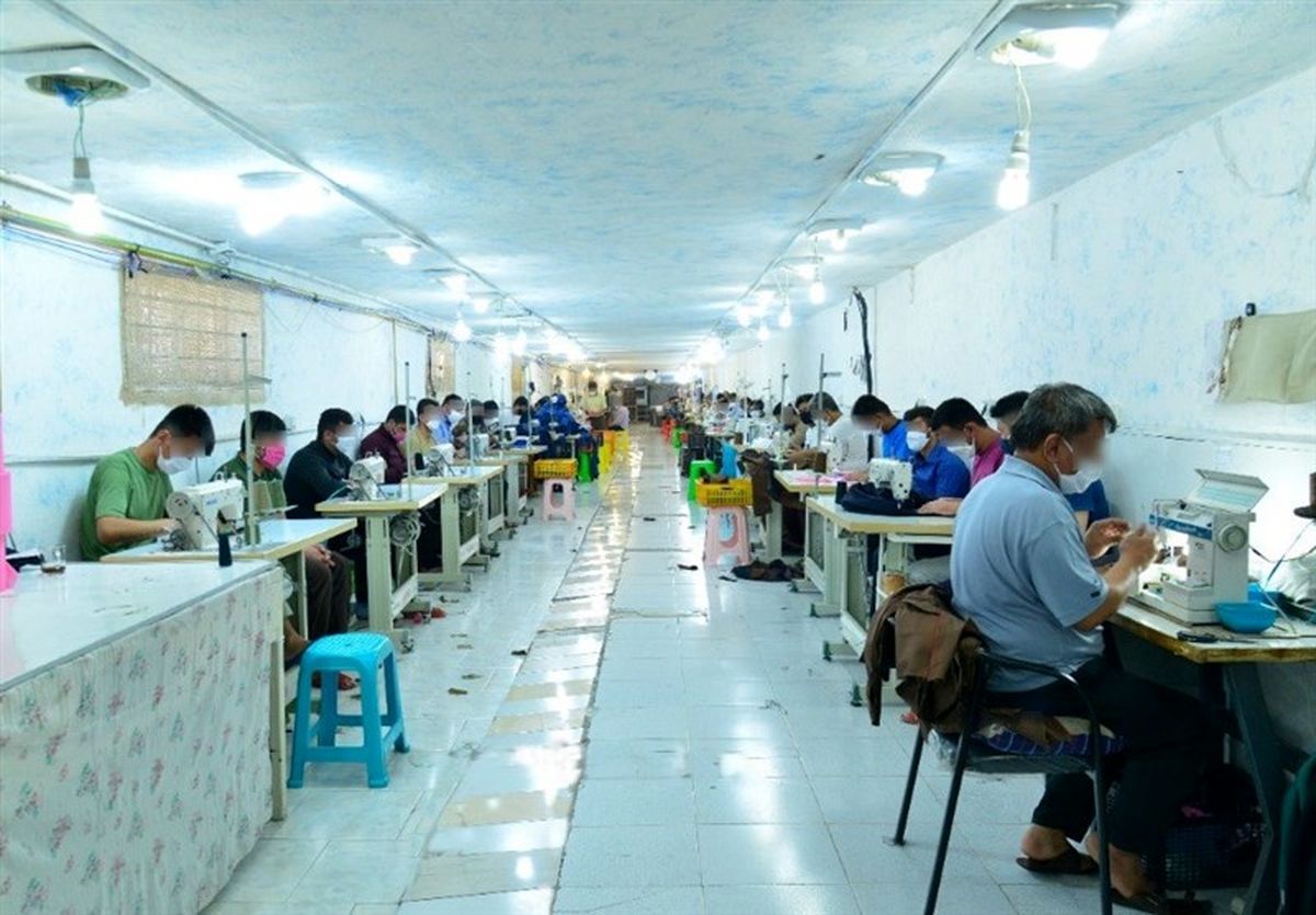 توسعه اشتغال در زندان ها بهترین راه اصلاح شخصیت زندانی بزهکار است
