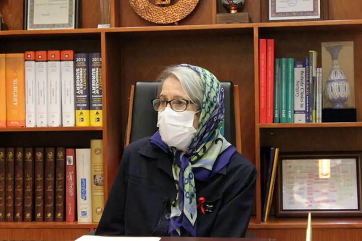 ایجاد خاصیت آهنربایی واکسن، جوک خنده دار «ضدواکسن‌ها» است/ وزارت بهداشت هنوز به کوو ایران برکت مجوز نداده/ واکسن برای بیماران خاص عوارضی ندارد