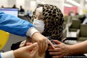 کارشناسان آلمان: خاصیت مغناطیسی واکسن کرونا، ادعایی بی‌اساس است