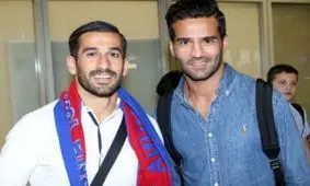 شجاعی و حاج صفی در آمپاس/ تعهد به قرارداد یا خط قرمز نظام؟