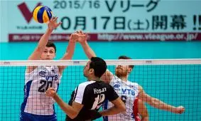 صحنه‌ای هیجان انگیز از دیدار حساس والیبال روسیه - آمریکا/ ویدئو