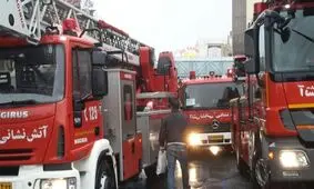 آتش نشانی پای صحبت دختر جوانی که قصد خودکشی داشت، نشست و نجاتش داد/ ویدئو