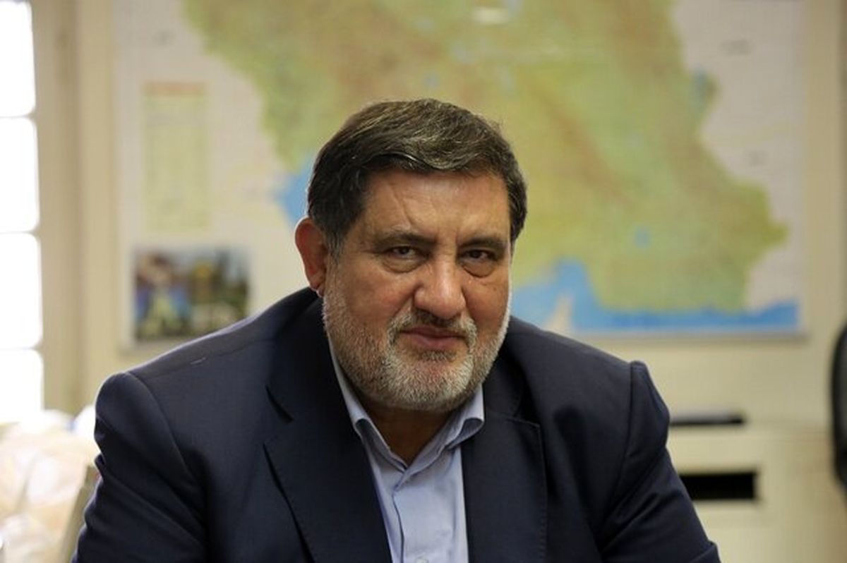 ساخت و ساز روی لولههای نفت و گاز/چرا برای گسترش شهرها تا نزدیکی اماکن پرخطر مجوز دادند؟