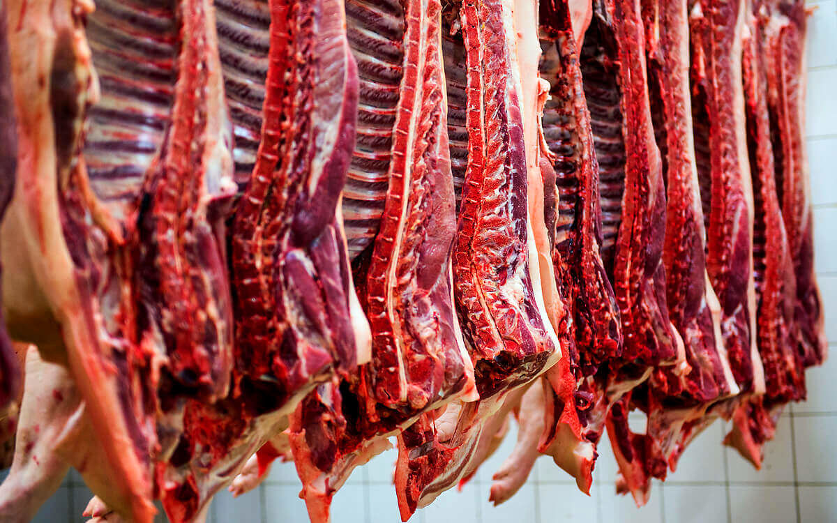 بازار گوشت در رکود به سر می‌برد/قیمت هر کیلو لاشه گوسفند ۱۱۰ هزار تومان