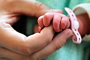 تولد نوزاد قزوینی در آمبولانس فوریت‌های پزشکی
