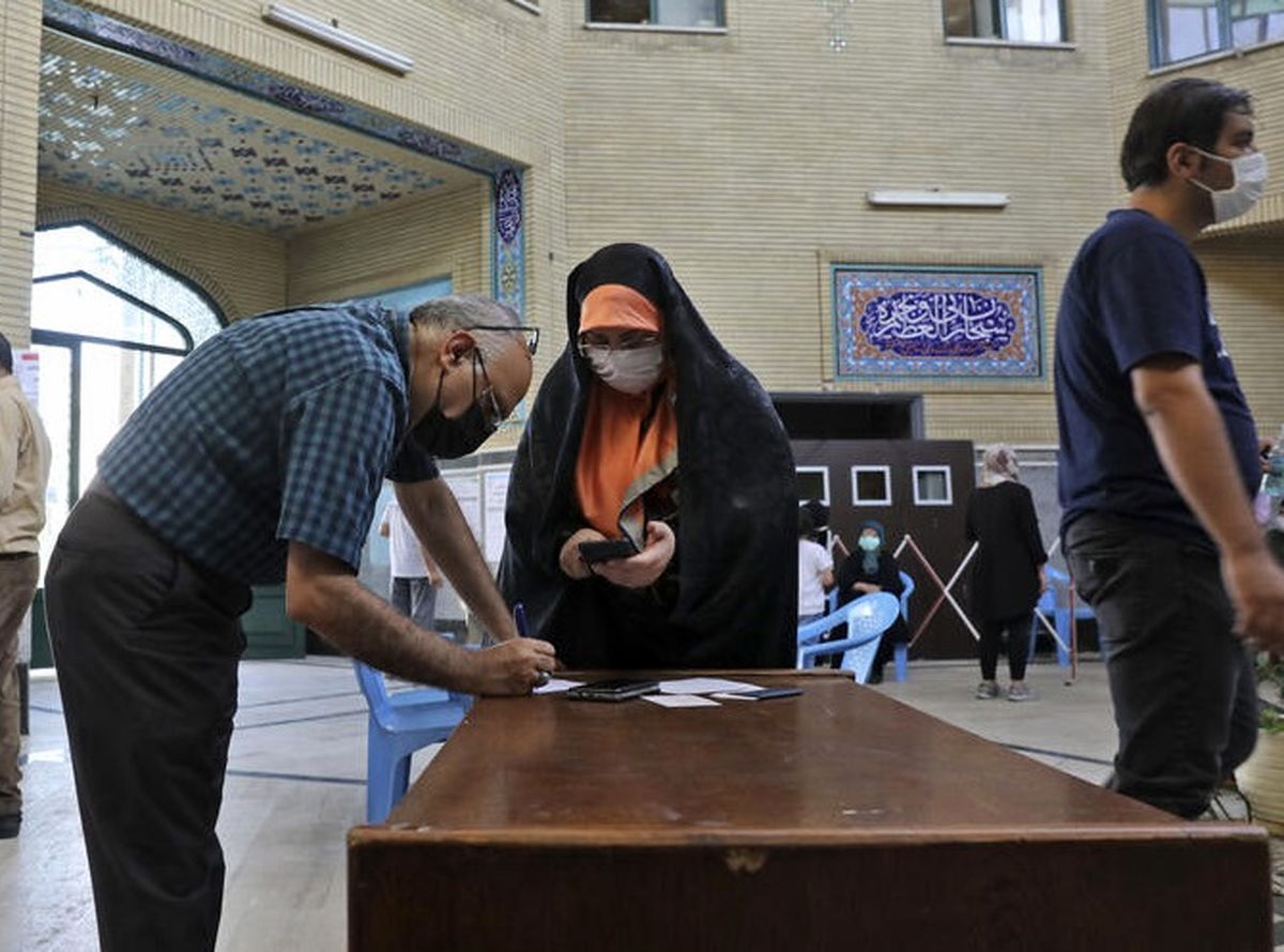 میزان مشارکت در انتخابات در شهر تهران ۲۶ درصد/ آرای رئیسی در استان تهران ۲.۱ میلیون، آرای باطله ۱۲ درصد