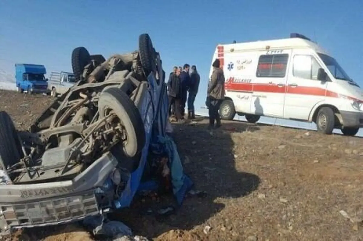 واژگونی وانت نیسان ۸مصدوم بر جای گذاشت